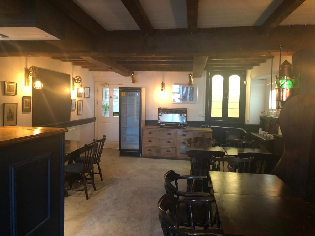 The Top House Inn Lizard Extérieur photo