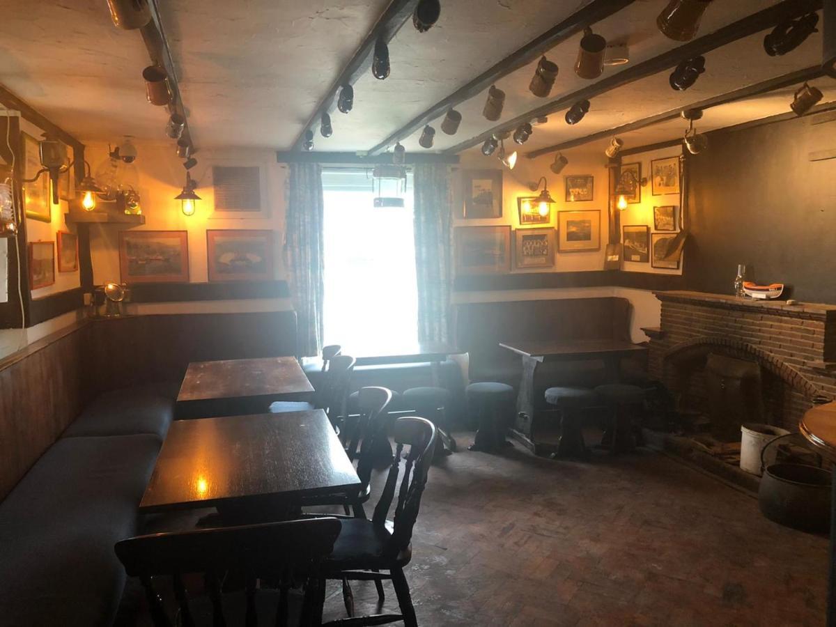 The Top House Inn Lizard Extérieur photo